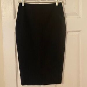 NWT Elizabeth & James pencil skirt, Size: 2, Color: Black